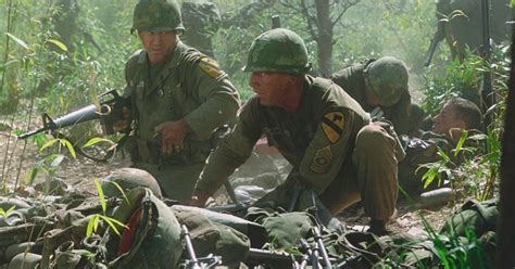 We Were Soldiers! A poignant tale of courage and sacrifice during the Vietnam War?